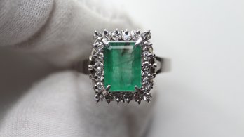 NATURAL EMERALD PLATINUM RING WITH DIAMOND ACCENTS 2.52CTW, 7.1 GRAMS, SIZE 7 GEMSTONE JEWELRY DIAMONDS