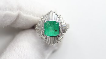NATURAL EMERALD RING SET IN SOLID PT900 PLATINUM WITH DIAMOND HALO 3.10CTW, 9.21 GRAMS, SIZE 5.5 DIAMONDS