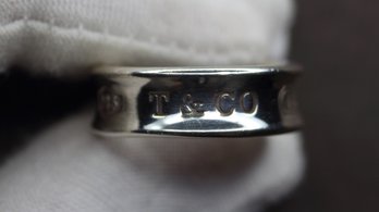Tiffany & Co 1997 Sterling Silver .925 Concaved Ring  7.53 GRAMS, Size  6, 1837 AUTHENTIC JEWELRY BAND