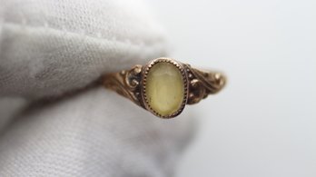 10K GOLD RING YELLOW STONE .77 GRAMS, SIZE 3.25 JEWELRY GEMSTONE ANTIQUE VINTAGE