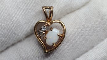 925 STERLING SILVER NATURAL OPAL HEART PENDANT
