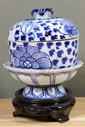 Antique Chinese Blue And White Jar Floral On Stand