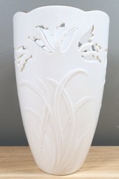 Lenox Ivory And Gold Tulip Vase