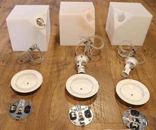 Lot Of (3) Artemide Edge Cube Lights Ceiling Pendant Or Wall Mount 20W 110V