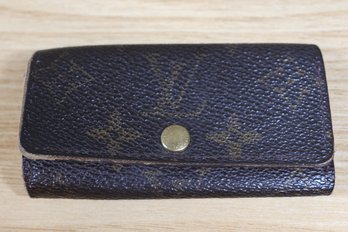 Louis Vuitton Monogram Key Holder Case