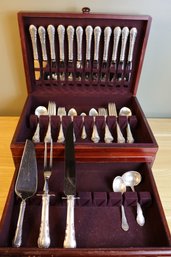 Lunt Sterling Silver Victorian Style Service For 12 Flatware Set  Serving  Pieces (71 Pieces)