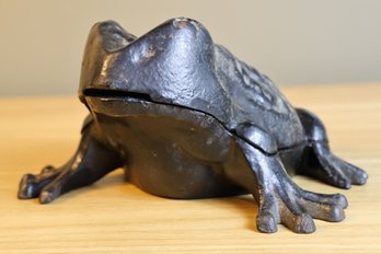 Vintage Large Cast Iron Frog Doorstop Door Stop Garden Statue