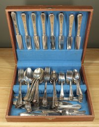 Set Of (83) Pieces Silver Plate WM Rogers & Son AA Silverware With Box