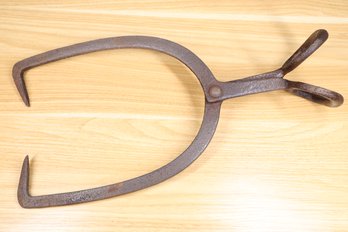 Vintage Cast Iron Ice Block Or Log Tongs