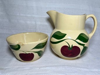 Vintage WATT Apple Pitcher #17 And Bowl #7