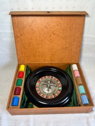 Vintage E.S. Lowe Roulette Game Night 1941 Original Bakelite Antique Set