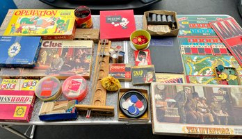 Lot Vintage Board Games - Poker, Checkers