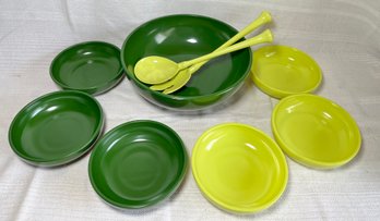 Vintage MCM Hazel Atlas Green It's A Dilly Platonite Salad & Serving Bowls Set