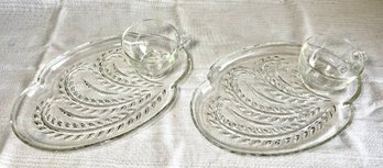 Vintage (2) Pair Federal Glass Homestead Snack Plate Luncheon Plates