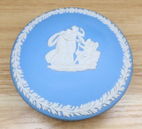 Wedgwood Jasperware Blue And White Circle Trinket Box