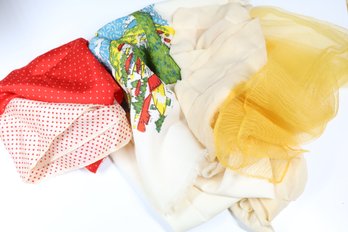 Lot- (4) Scarves