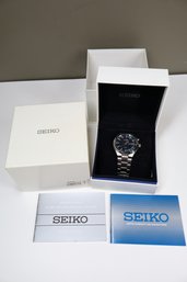 Seiko Men's SMY155 Blue Dial Steel  Kinetic Watch 5M83-0AB0 In Working Condition