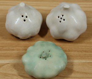 Set Of (3) Vintage Ceramic Garlic-shaped Salt And Pepper Holders MCM Mid-century Modern