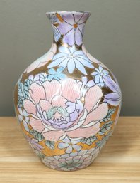 Vintage Chinese Small Golden Peony/Floral Macau Porcelain Vase - Toyo