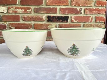 Set Of 2 Spode Holiday Christmas Tree Mixing Bowls