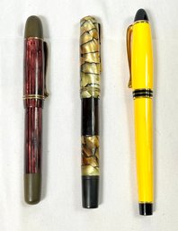 Lot 3 Collector Fountain Pens Osmia, Aurora