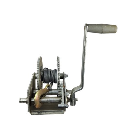L.s Brown Co All Purpose Winch 2500 LBS Capacity Made In Taiwan