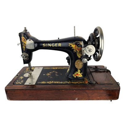 Antique Portable Singer Sewing Machine Model F3236730 1 Of 2