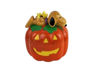 1990s Whitmans Candies Peanuts Halloween Snoopy & Woodstock On Top Of A Pumpkin Plastic Coin Bank