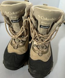 Womens Hiking Boots Columbia Size 7
