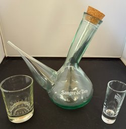 Glass Porron Wine Pitcher (34 Oz Capacity)