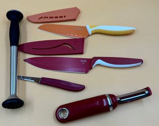 2 Knives , Peeler And Misc