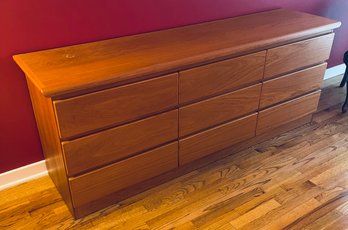 Design Furniture  Mgt Ltd -79' -9 Drawer Dresser -Made In Canada - (Pickup Only)