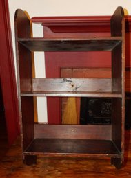 PRIMITIVE HANGING THREE SHELF