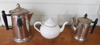 LOT OF THREE TEA AND COFFEE MAKERS