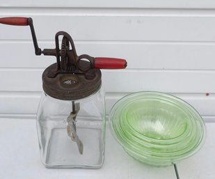 FOUR QUART HAND DRIVE BUTTER CHURN AND GREEN DEPRESSION GLASS NESTING BOWLS