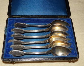 LOT OF SIX STERLING OR COIN TEASPOONS WITH PRESENTATION CASE