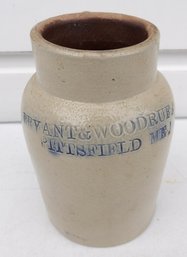 RARE BRYANT & WOODRUFF PITTSFIELD, MAINE OYSTER JAR