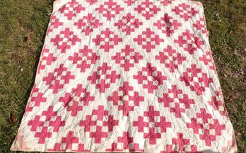 RED AND WHITE CROSSING PATHS APPLIQUE QUILT