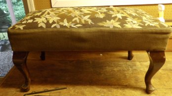 1920s Era Queen Anne Style Fireside Bench With Needlepoint Upholstery