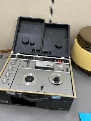Sony Stereo Reel To Reel Tapecorder