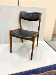 Mid Century Modern Chair