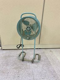 Vintage Westinghouse Mobilaire Floor Fan