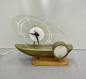 Vintage Mid Century Lighted Clock