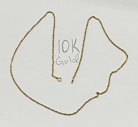10K Gold Necklace 24 Inch 1.8 Grams