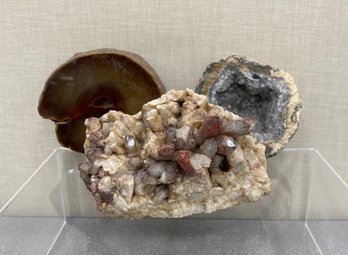 Crystals And Geodes