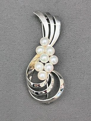 Vintage Sterling Silver Mikimoto Akoya Cultured Pearl And Silver Brooch S M Hallmark