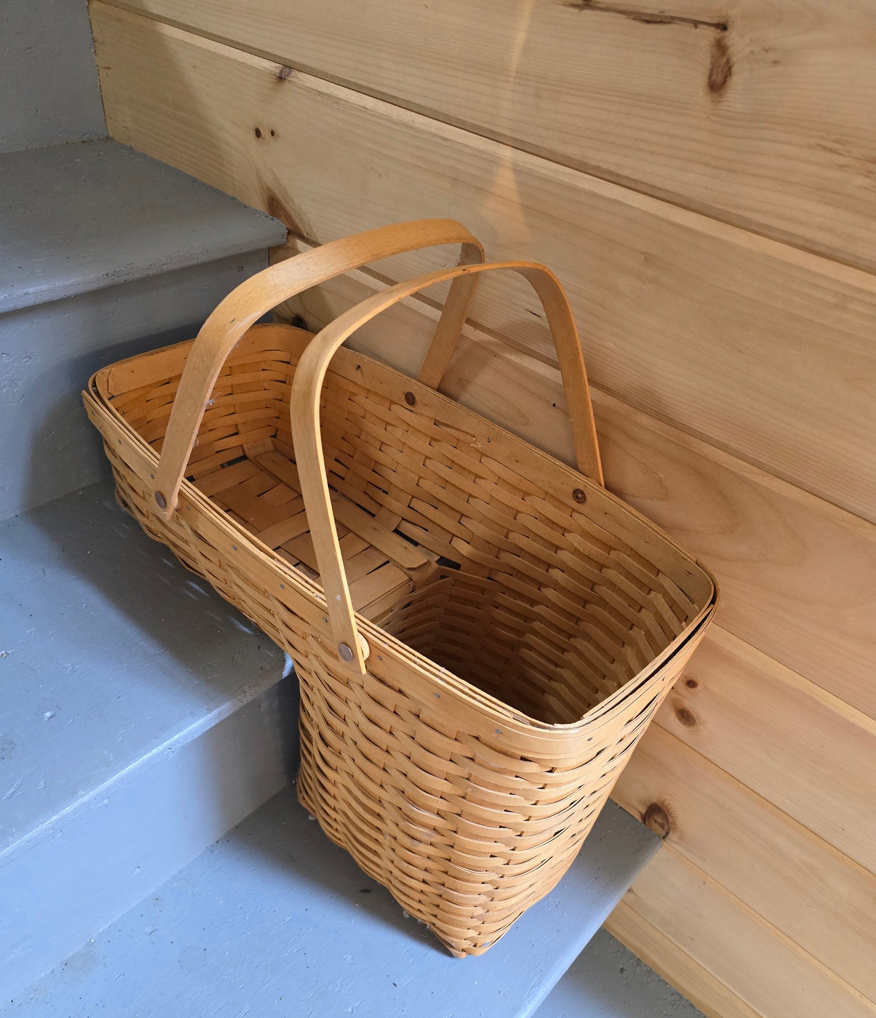 Longaberger Step Stairs Basket 2181 | Auctionninja.com