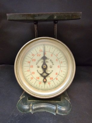 Antique 24 Pound Scale