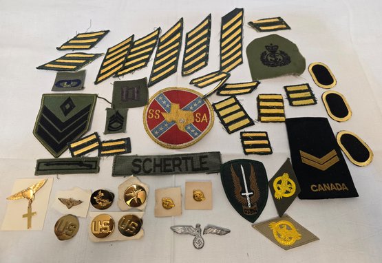 Lot Of Vintage Military Pins And Patches