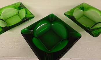 3 Vintage Emerald Green 6 Inch Heavy Glass Square Ashtrays